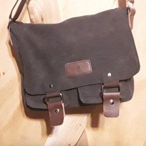 New Canas/Leather Cross Over Bag